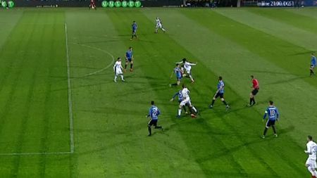 Una dintre cele mai mari greșeli de arbitraj din acest sezon. FOTO: Radu Petrescu și brigada sa, gafă de proporții la golul care a "deblocat" Viitorul - Craiova