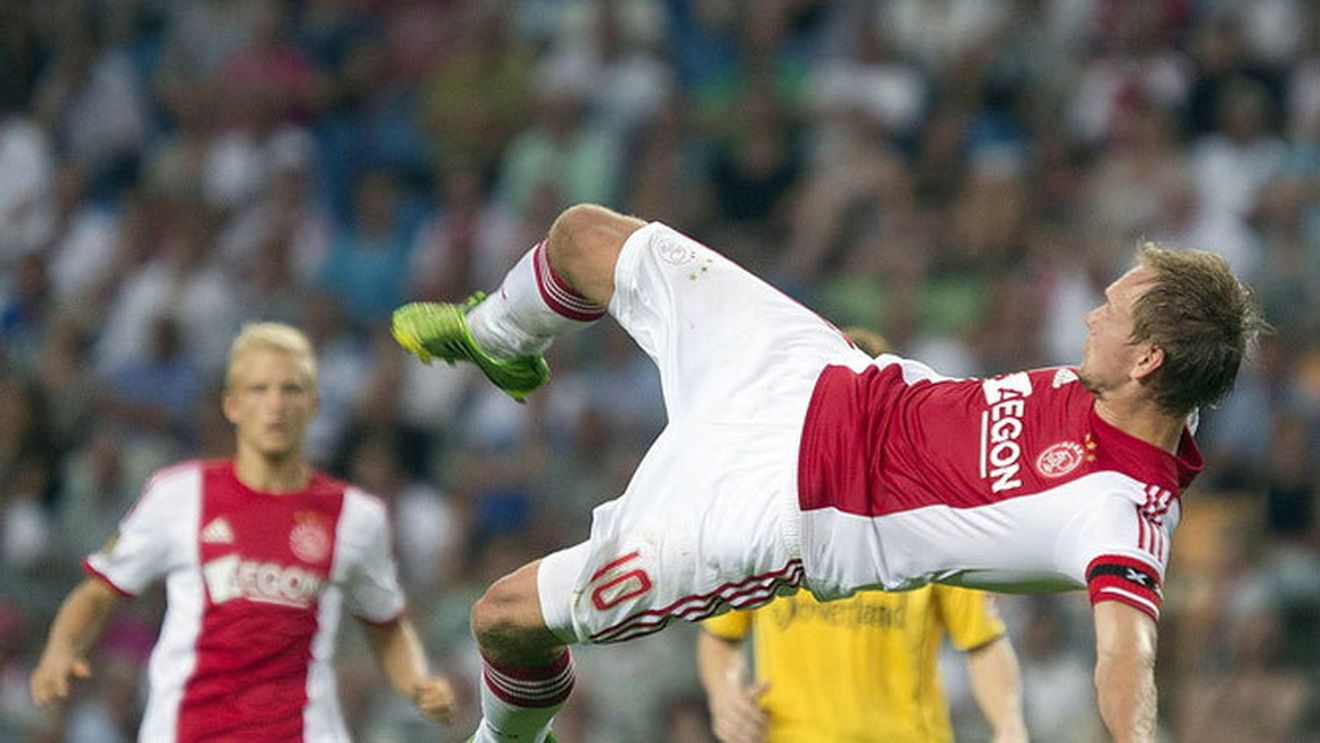 Seedorf vrea să aducă la Milan unul dintre oamenii de bază ai lui Ajax! Stam, 'pila' italienilor în Olanda