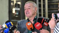 Ce se întâmplă în vestiarul FCSB după ce Gigi Becali a plătit 3.000.000 de euro prime, dar echipa a pierdut cu Metaloglobus: „Așa e atmosfera”