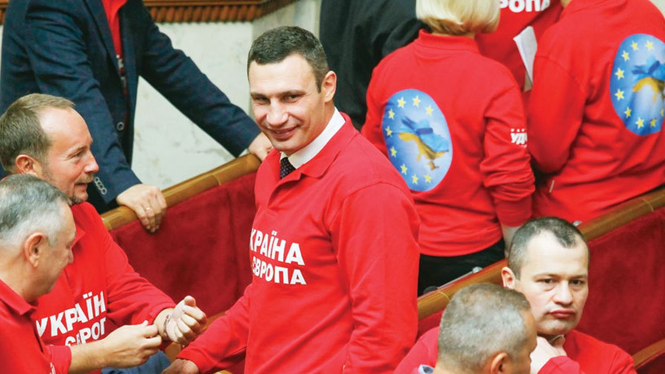 Politica lui Vitali: "Poporul meu are nevoie de mine!" Klitschko renunță momentan la mănuși 