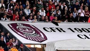 CFR Cluj, lovită puternic, de nicăieri. Nelu Varga trebuie să scoată banii: e bun de plată!