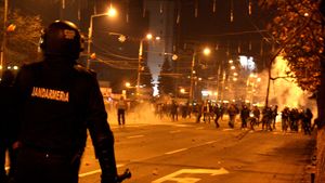 Jandarmeria neagă că ar fi fost folosite arme cu muniție neletală împotriva suporterilor ploieșteni