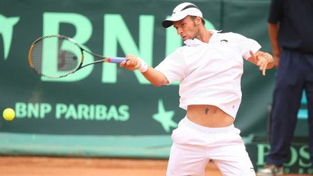 Adrian Ungur, eliminat de Novak Djokovici la turneul de la Belgrad