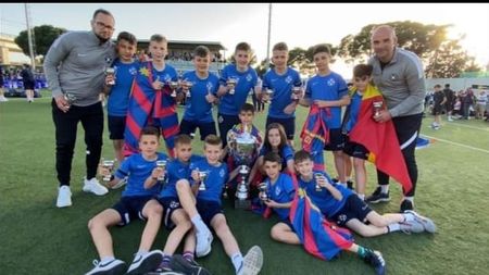 Performanță uriașă pentru FCSB! Tinerii roș-albaștri, campioni la Mundialito 2022. Victorie mare cu AC Milan