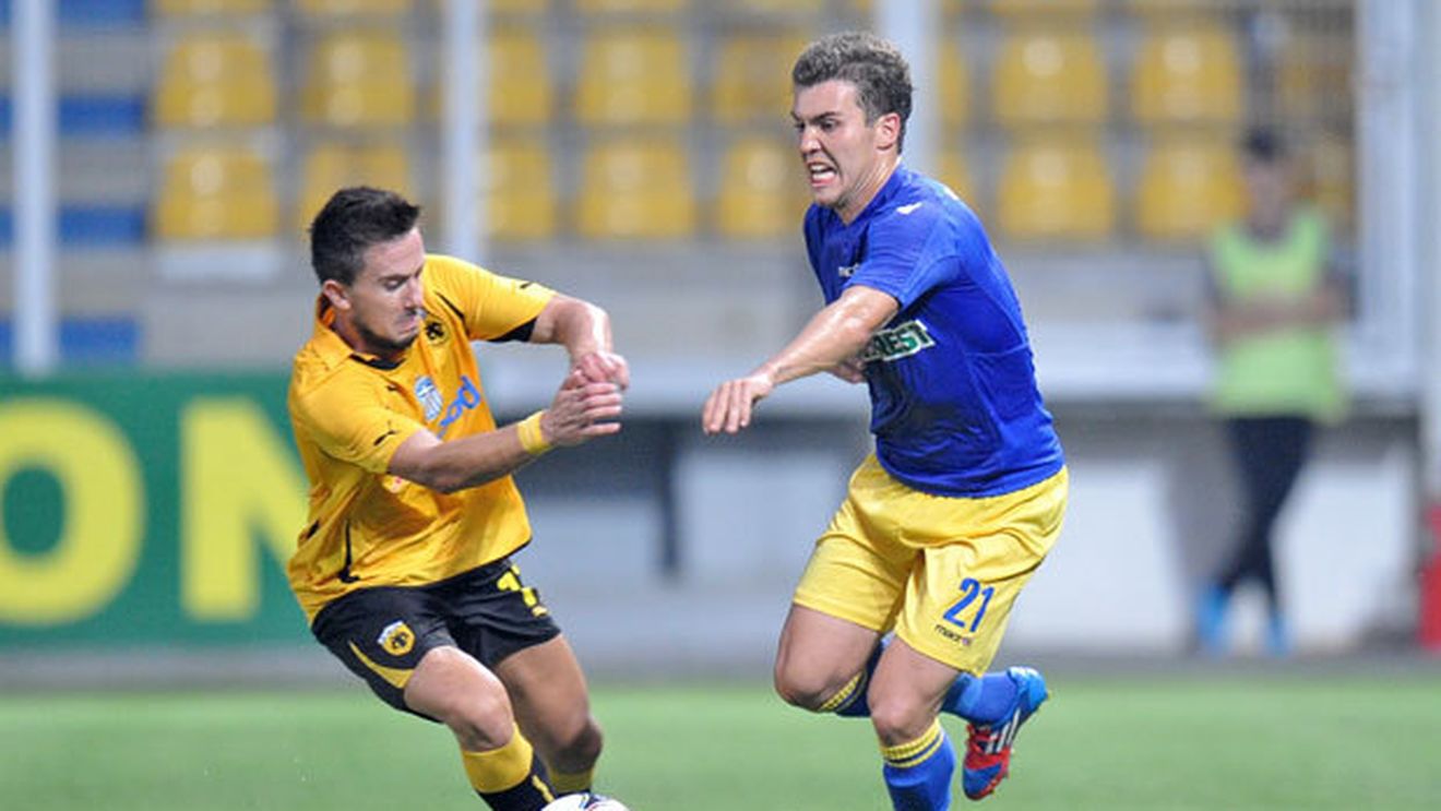 Guilherme se "lasă" greu. Brazilianul a mai purtat o rundă de negocieri. Steaua, la pândă