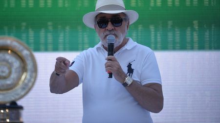 Americanii, surprinși să îl vadă pe Ion Țiriac lângă legendarul Michael Jordan! Ce spun despre averea miliardarului român