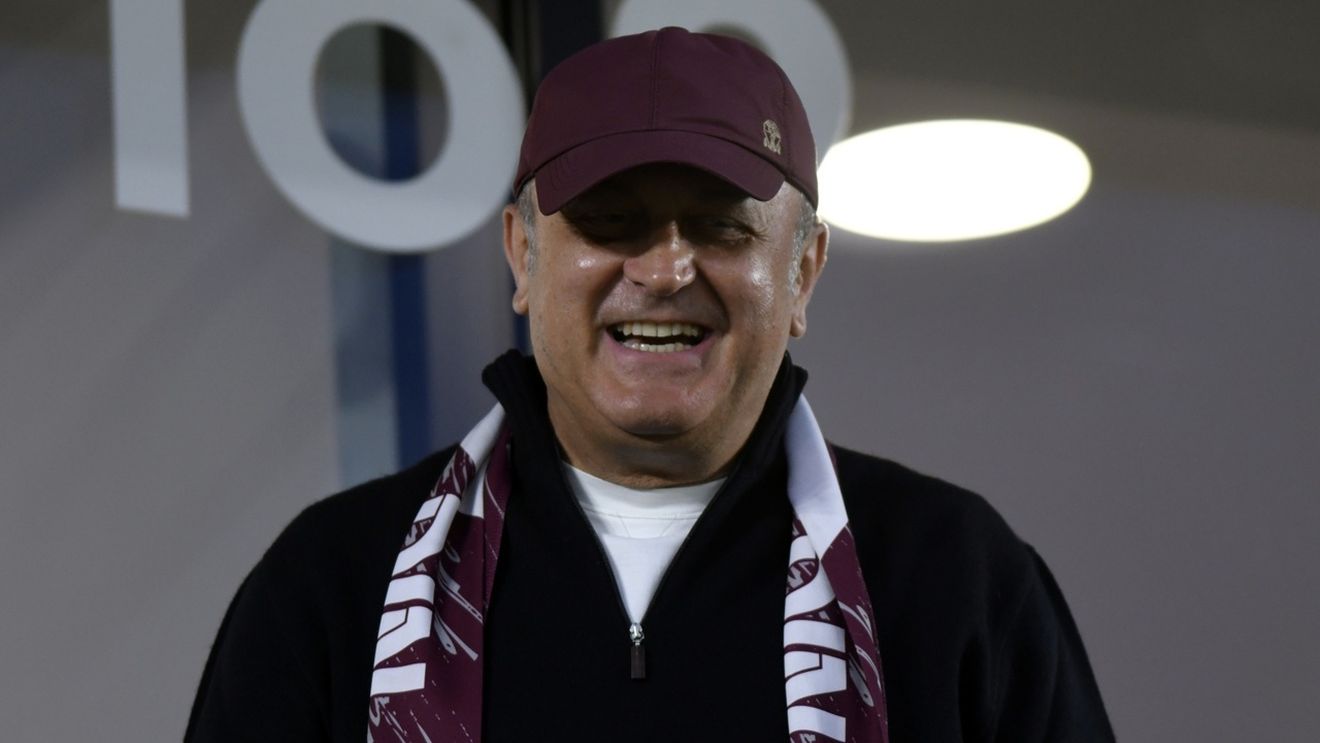 Dublă lovitură pentru Dan Şucu: a semnat contractul de milioane de euro şi Genoa a luat 3 puncte mari, iar afaceristul a dat imediat mesaj