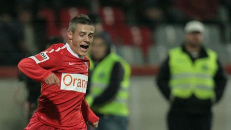 "Torje a crescut mult, face meciuri foarte bune**, dar apoi dispare cinci-șase etape"