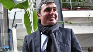 Hagi rămâne fidel crezului său. Nu revine până în vară pe bancă: "Cu Galata a fost adevărat, atât. Pe drum nu iau nimic"