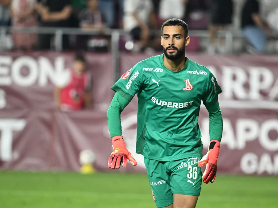 portarul-bellaarouch-de-la-dinamo-eroul-celui-mai-spectaculos-duel-din-prima-etapa-in-liga-prosport