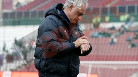 Mandorlini a schimbat iar jumătate de echipă:** "Programul ne obligă! Așa voi face și cu Dinamo"