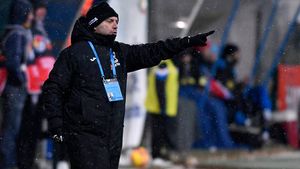 Mangia s-a abținut cu greu: "Nu vorbesc de arbitraj, dar să n-aud că am fost avantajați! Cineva vorbește prea mult!". Concluziile antrenorului italian după înfrânerea cu FC Botoșani