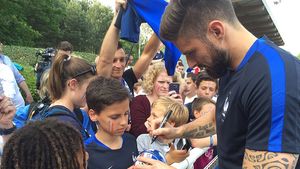 Presiunea e pe "Cocoși": "Tensiunea crește cu cât ne apropiem de meciul cu România!" Reacția lui Giroud înainte de Franța - România, meciul de deschidere al Euro 2016
