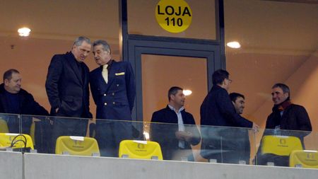 Gigi Becali, promisiune uluitoare pentru Gică Hagi! În ce condiții miliardarul de la FCSB îngenunchează în fața „Regelui”: „Dacă face asta, îi pup picioarele”