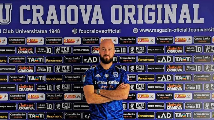 Transfer de calibru la FCU Craiova prin fiica lui Mircea Rednic! Adrian Mutu a primit un jucător cu zeci de meciuri în prima ligă belgiană