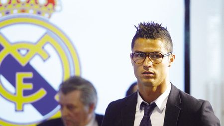 La Real pe viață! Ronaldo e oficial cel mai bine plătit fotbalist din lume. TOP 10 salarii în fotbal