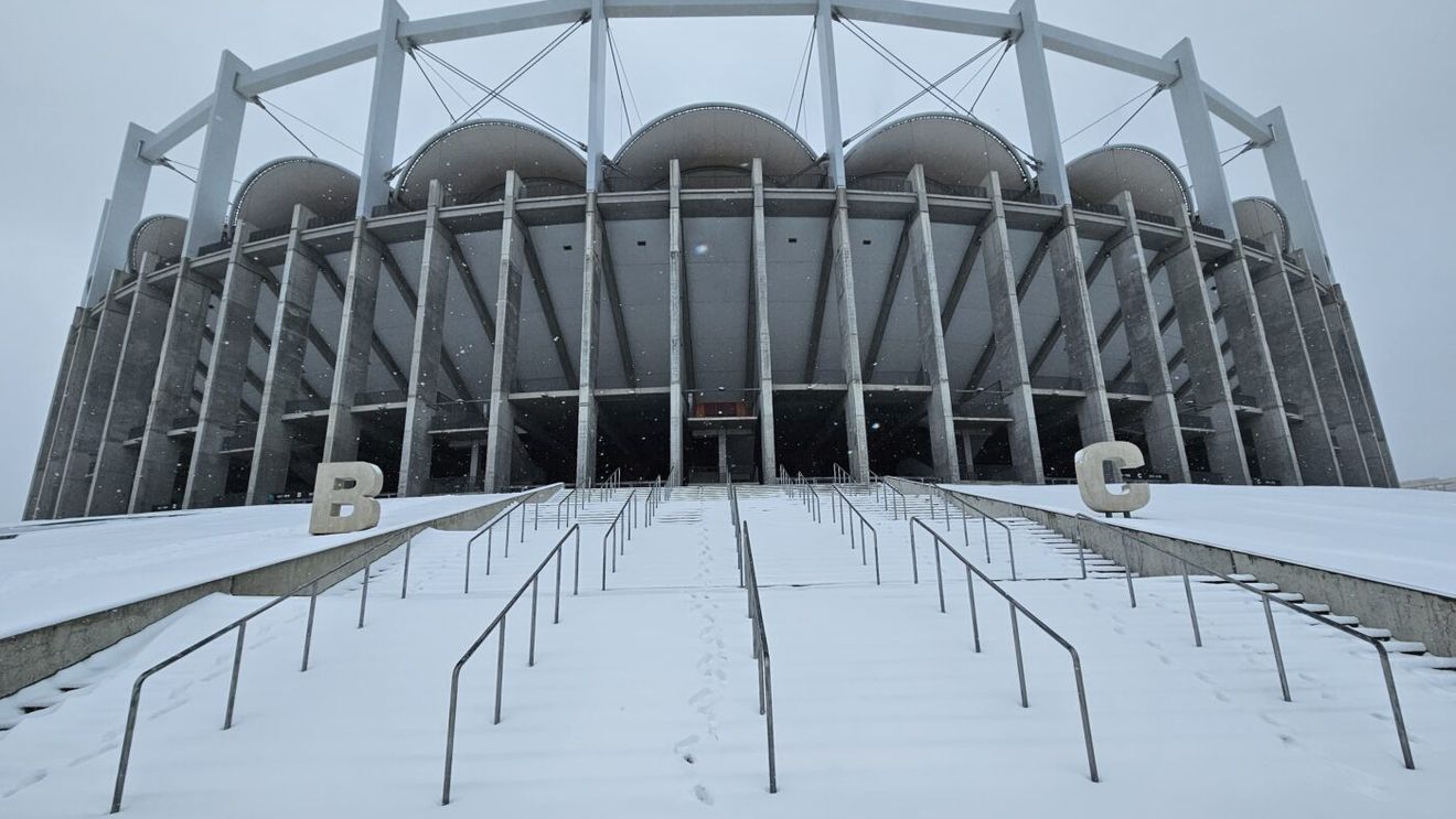 Imagini fabuloase cu Arena Națională la FCSB - PAOK sub cod galben de ninsoare viscolită! Cum arată gazonul cu 72 de ore înaintea partidei din Europa League. EXCLUSIV