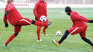 Olandezii nu se tem de zăpada din România: "Am mai jucat în condiții grele, venim să câștigăm"** Lotul deplasat de McClare la București