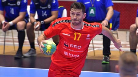 Dinamo București pregătește un nou transfer! Cele 6 nume care vin la campioana României, alături de antrenorul Xavier Pascual