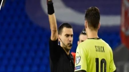 S-a enervat Ovidiu Hațegan! Record pentru centralul român: două cartonașe roșii în preliminariile CM 2022!