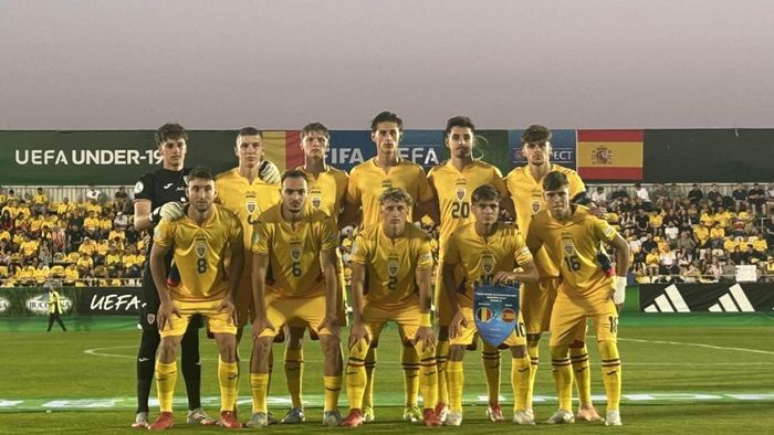 Viitorul star al naționalei României are 18 ani și este asaltat de oferte. „Sunt 7-8 echipe cu care discutăm. Îl văd în Premier League, pentru peste 30 de milioane”. EXCLUSIV