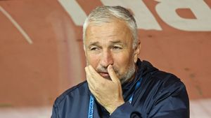 Ce reacție a avut Dan Petrescu când a fost sunat să se întoarcă la CFR Cluj. Când se produce revenirea. EXCLUSIV 