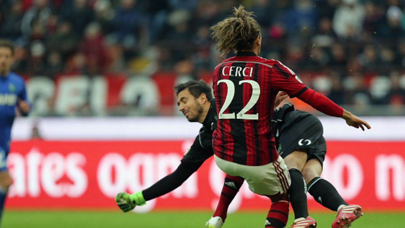 Cerci, cât ghinion! Abia se întorsese din luna de miere și hoții i-au prădat mașina. Gaură de 100.000 de euro pentru fotbalistul lui Milan