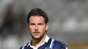 CFR Cluj negociază cu încă doi jucători din Italia. Presa din "Cizmă" i-a demascat pe oficialii din Gruia