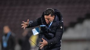 Cosmin Contra poate fi coșmarul lui Dinamo! Câți bani trebuie să încaseze antrenorul pentru ca formația din „Ștefan cel Mare” să nu își ia adio de la Liga 1