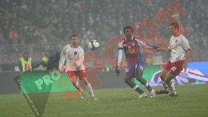 Dinu, despre Tamaș și N'Doye:** "Unul s-a revoltat că a trebuit să 'țină' la Magera, celălalt l-a marcat pe Curcă la golul doi!"