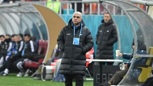 Mihai Stoica, anunț despre viitorul antrenor de la FCSB: „Vom lua o decizie la finalul cantonamentului!”. Noi scuze pentru absența lui Leo Strizu din Antalya