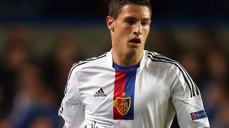 Arsenal își poate rezolva problemele defensive în iarnă. Fabian Schar: "Îmi doresc foarte mult să joc în Premier League"