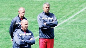 CFR nu le dă nicio șansă rivalilor: "Costa, peste Andone!"** Mureșan dezvăluie cea mai mare bucurie din fotbal: "Am stat în genunchi și am ascultat rezultatul"