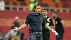 Reghe, pus la zid!** "Mă dezamăgește total! Dacă nu eram eu, în viața lui nu mai ajungea antrenor la Steaua!"