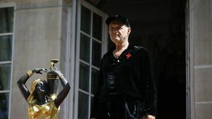 „Tanc american”. Gigi Becali a găsit atacantul perfect pentru FCSB