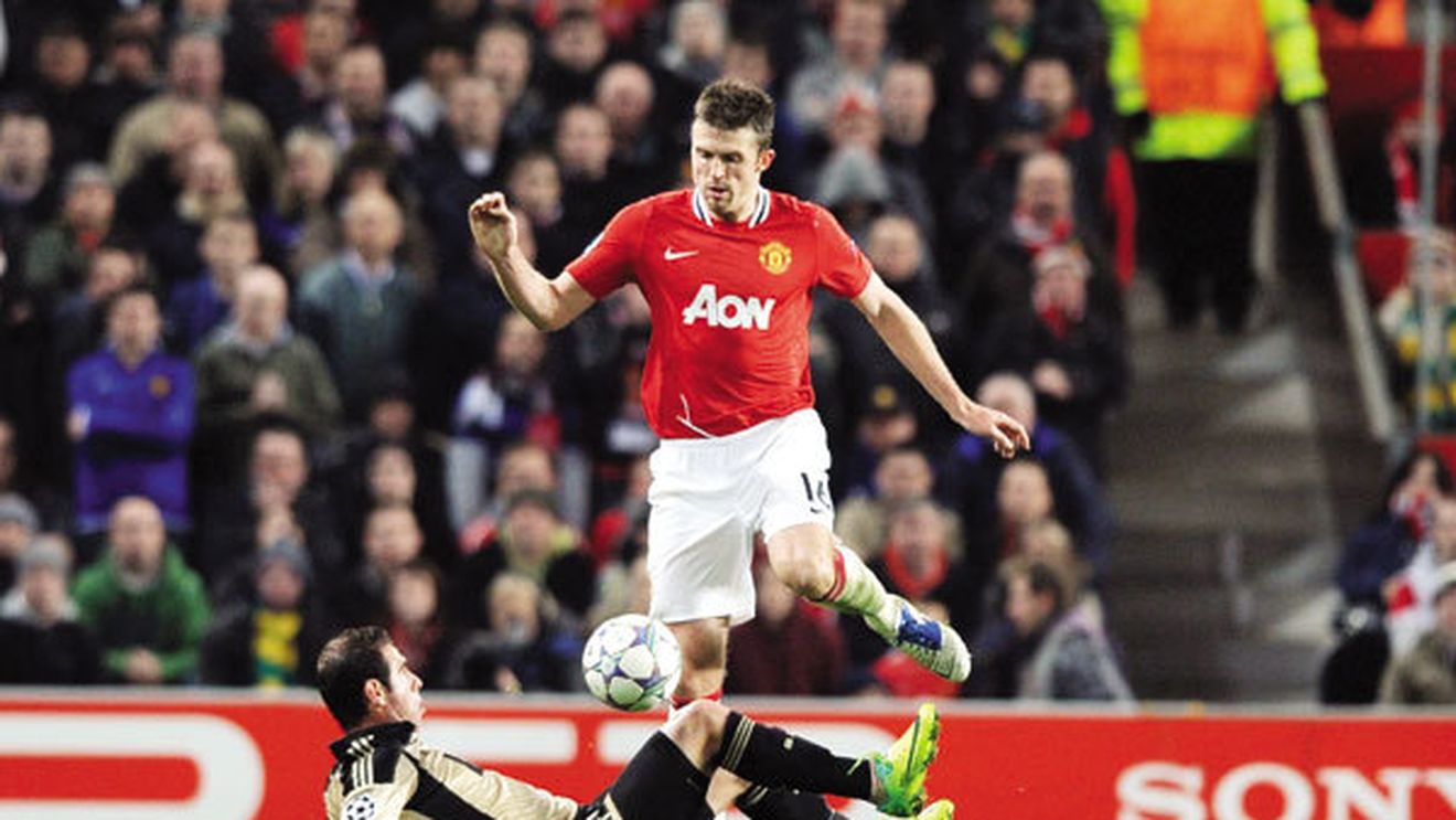 Fletcher a fost învins de boală!** Cariera mijlocașului scoțian este pusă în pericol de o afecțiune a intestinului gros