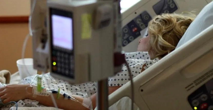 O femeie care a ajuns la spital în moarte clinică, ținută în viață câteva luni pentru a aduce pe lume un copil