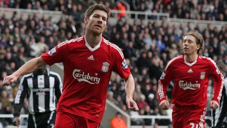 Zidane il vrea pe Xabi Alonso pe Santiago Bernabeu