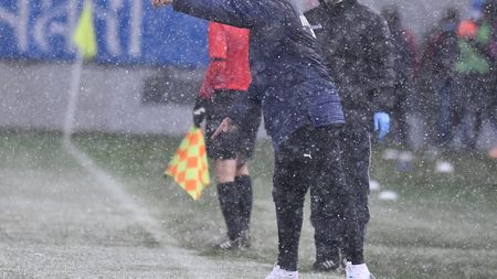 Corneliu Papură pune presiune pe FCSB, după victoria din meciul cu Gaz Metan. „Merităm să fim sus”. Ce a răspuns când a fost întrebat dacă rămâne la Craiova