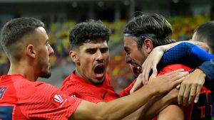 Florinel Coman, reacție amuzantă când a fost întrebat despre transfer: „Plec cu Porsche-ul? Normal că voi pleca, dacă se va plăti clauza. Doar nu stau pe capul lor”