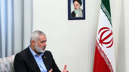 Cine este liderul teroriștilor Hamas, Ismail Haniyeh, cel mai căutat om din Palestina! Legătura incredibilă cu fotbalul