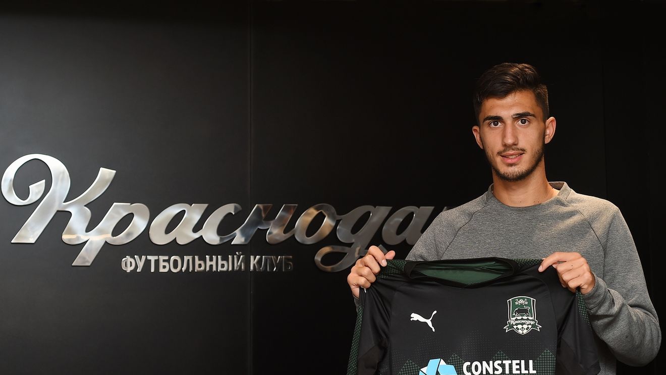 FOTO | Andrei Ivan a fost prezentat oficial la FK Krasnodar! Durata contractului și ce număr va purta la noua echipă: "Ceea ce am găsit aici mi-a depășit așteptările. Vreau să câștig campionatul"