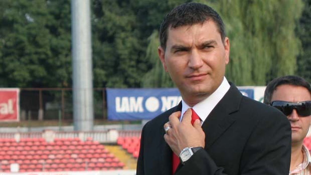 A uitat de criză!** Cum și-a salvat Borcea favoriții de la micșorarea salariilor!