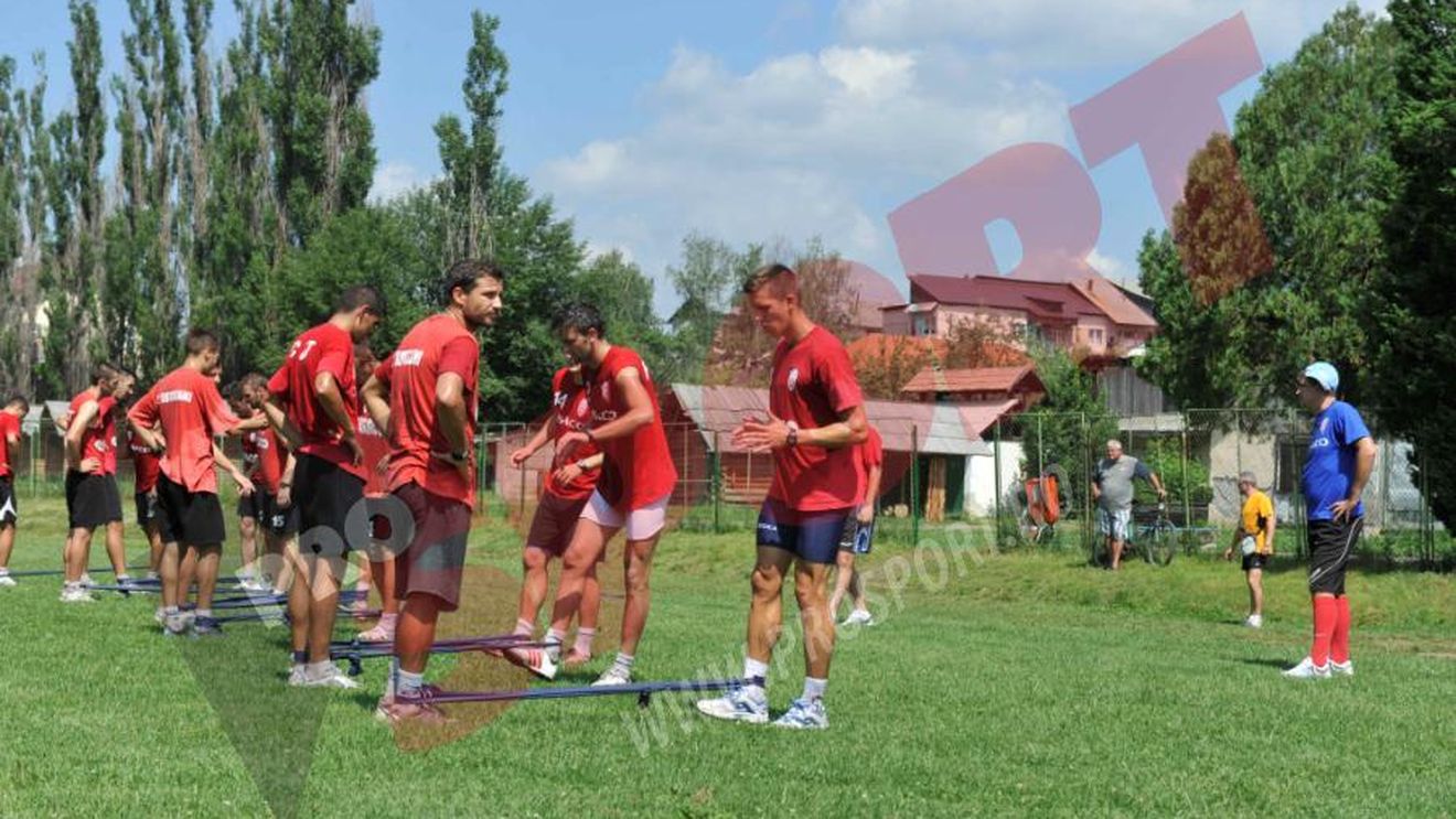 FOTO - FC Botoșani se pregătește la Câmpulung Moldovenesc