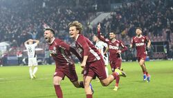CRONICĂ Feerie vișinie! CFR trece de „U” Cluj după un derby nebun și urcă pe loc de play-off. Magicianul Pancu ajunge la a șaptea victorie consecutivă!