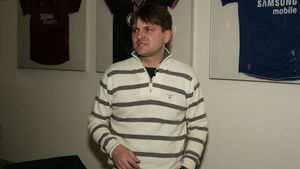 Uhrin ar vrea să preia Unirea:** "Vreau să revin în Liga I, dar nu m-a căutat nimeni"