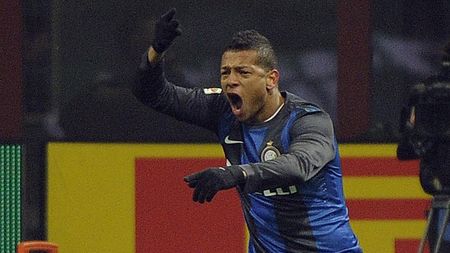 Interul lui Mazzarri promite. VIDEO - Probabil cel mai frumos gol al lunii: Freddy Guarin, reușită din "parada scorpionului"