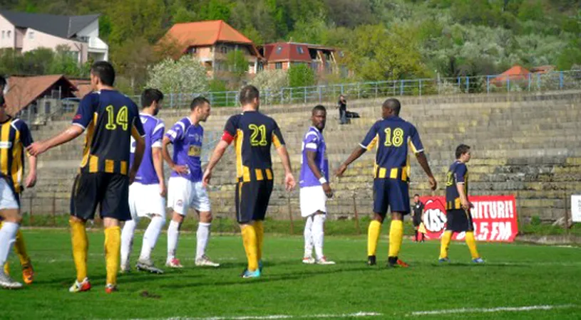 Show pe burta goală!** Poli a câștigat la Baia Mare, în ziua în care și Primăria i-a întors spatele