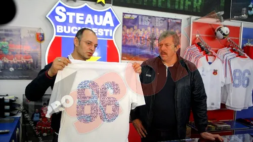 FOTO Steaua a pus în vânzare** tricouri care amintesc de cele purtate în finala de la Sevilla