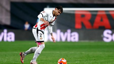 Andrei Rațiu e ca şi vândut. Rayo i-a găsit deja înlocuitor